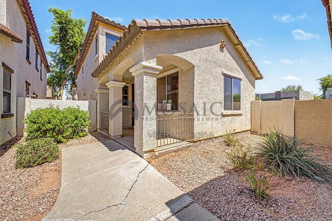 599 S Buena Vista Ct Gilbert, AZ 85296 photo 3