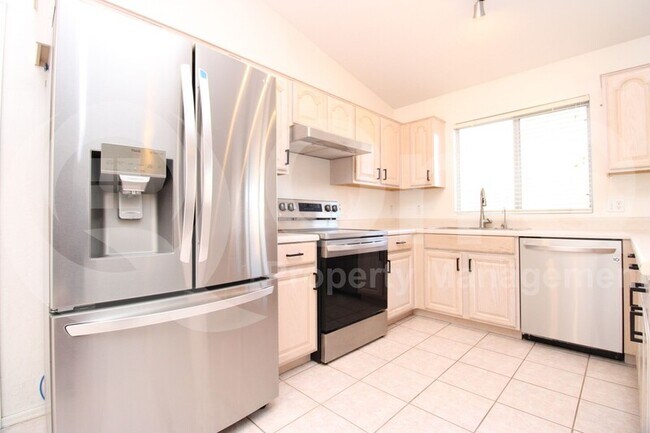 503 N St Claire Mesa, AZ 85207 photo 3