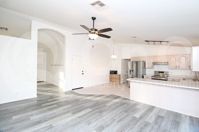 503 N St Claire Mesa, AZ 85207 photo 5
