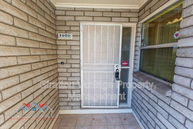1050 S Roanoke Mesa, AZ 85206 photo 5