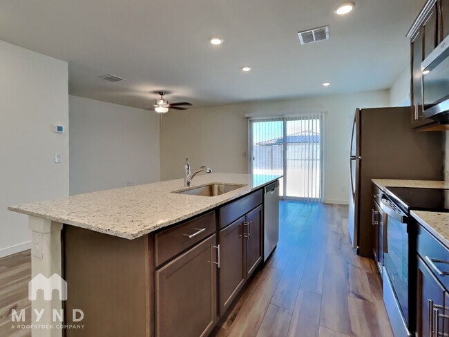 1090 W Virginia Ave Florence, AZ 85132 photo 4