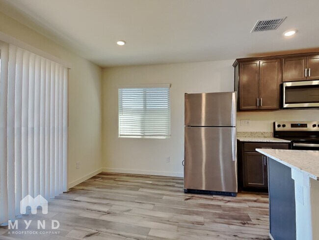 1090 W Virginia Ave Florence, AZ 85132 photo 5