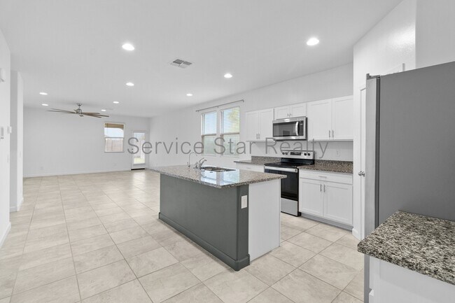 8297 W Clemente Wy Florence, AZ 85132 photo 2