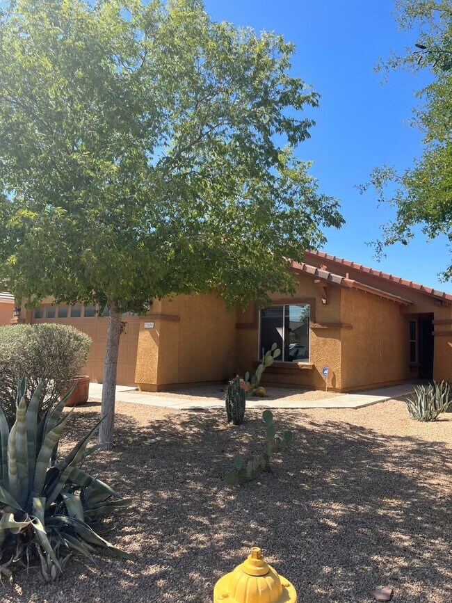 17856 W Ventura St Surprise, AZ 85388 photo 2