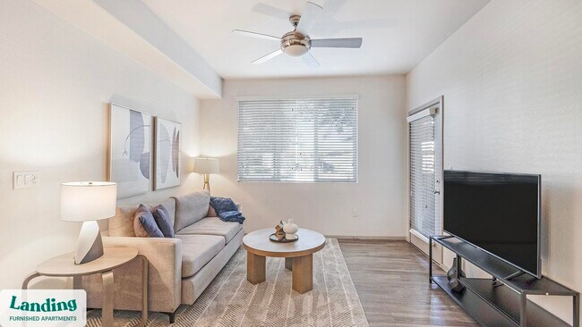 7700 W Aspera Blvd Glendale, AZ 85308 photo 2