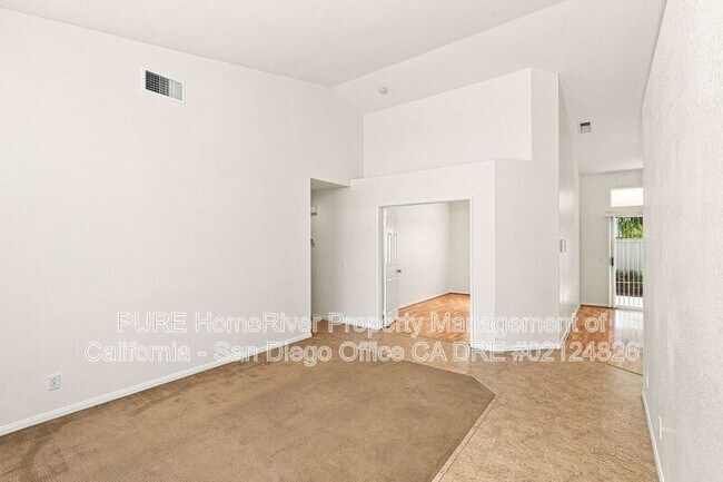 4849 Lake Shore Pl photo 4