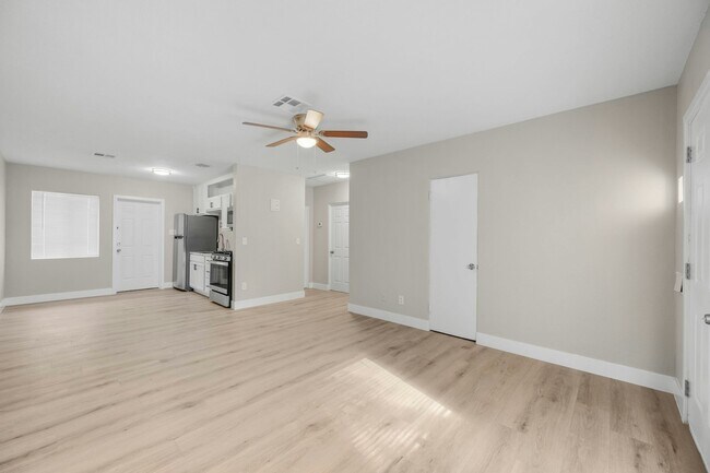 3836 N 15th Ave Phoenix, AZ 85015 photo 2