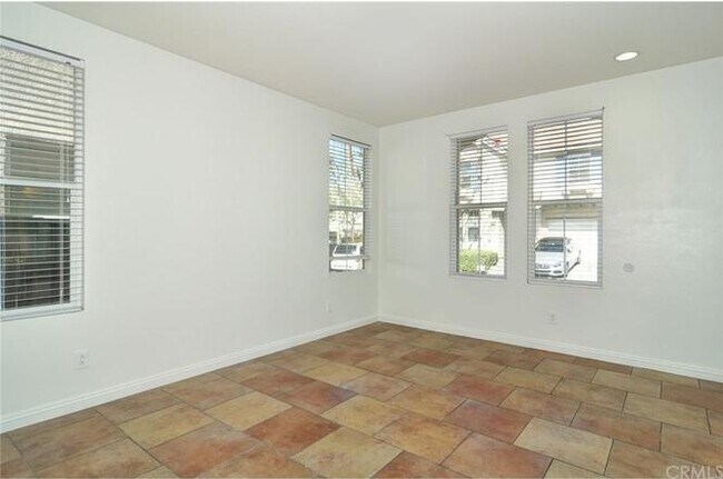 42122 Veneto Dr Temecula, CA 92591 photo 5