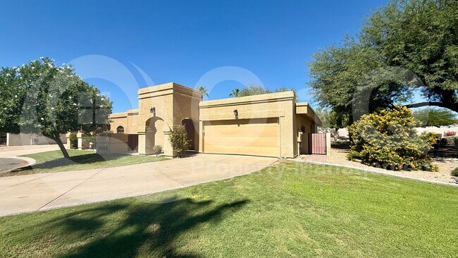 6240 E Kelton Ln Scottsdale, AZ 85254 photo 2