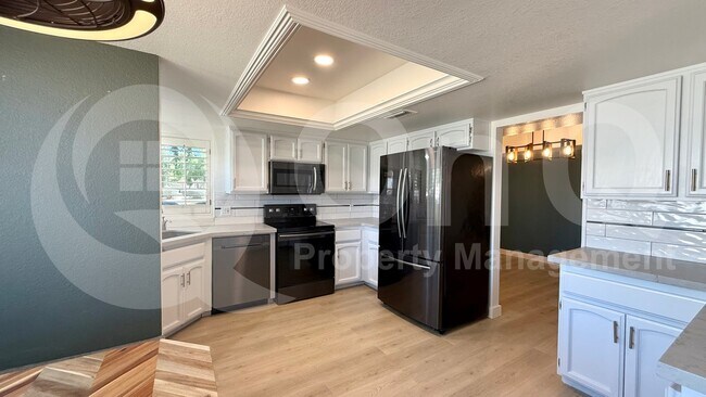 6240 E Kelton Ln Scottsdale, AZ 85254 photo 3
