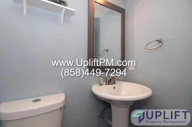 2041 Sweetwater Rd Spring Valley, CA 91977 photo 5