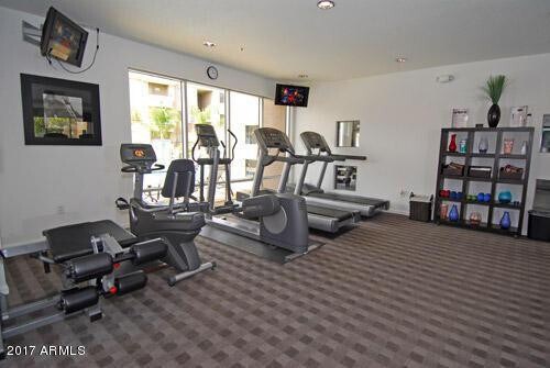 18416 N Cave Creek Rd Phoenix, AZ 85032 photo 3