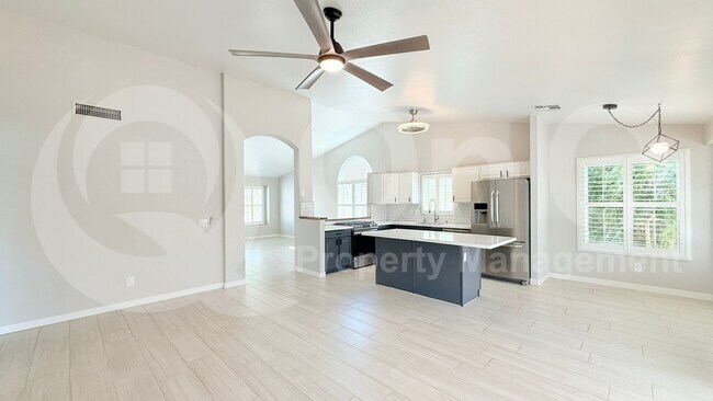 1123 E Betsy Ln Gilbert, AZ 85296 photo 5