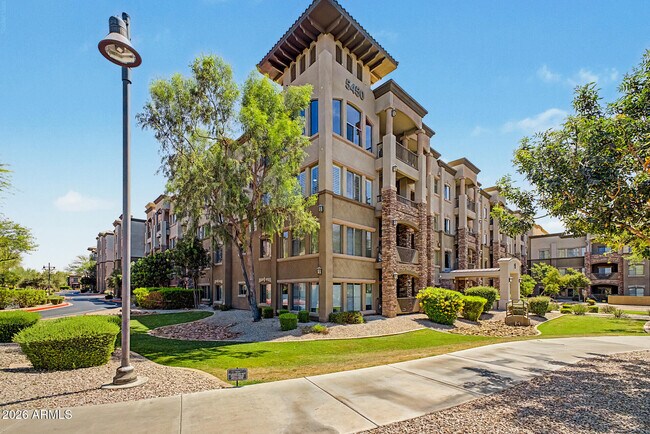 5450 E Deer Valley Dr Phoenix, AZ 85054 photo 2