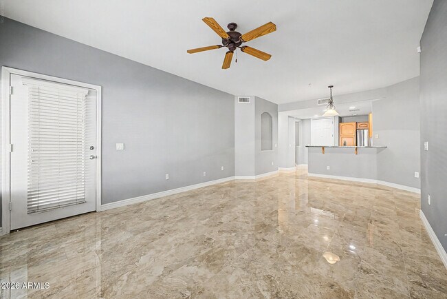 5450 E Deer Valley Dr Phoenix, AZ 85054 photo 5