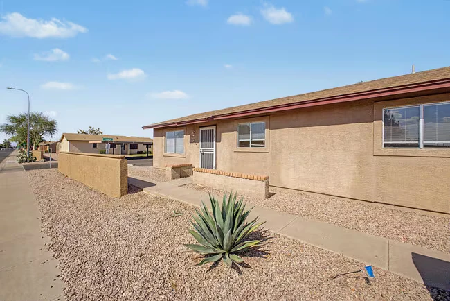 2605 E Lemon St Tempe, AZ 85288 photo 2