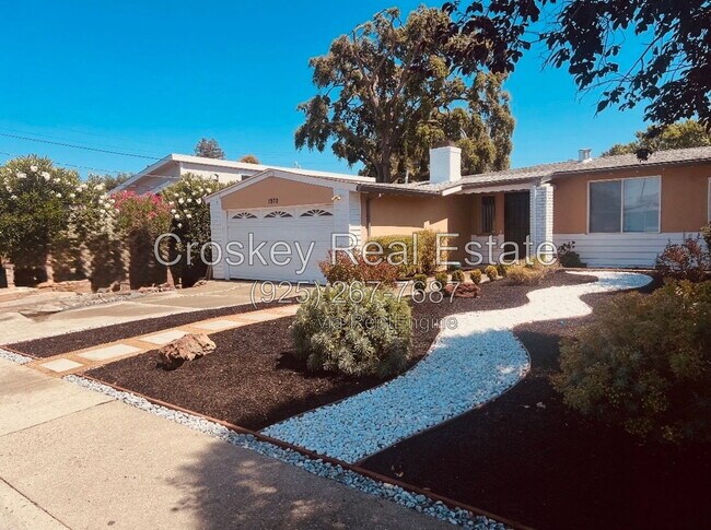 1970 Sunshine Dr