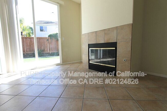 40269 Miklich Dr Murrieta, CA 92563 photo 5