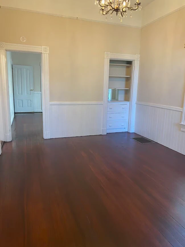 813 Wood St Oakland, CA 94607 photo 4
