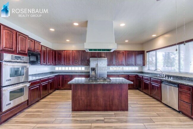 4711 South Newport Street photo 5