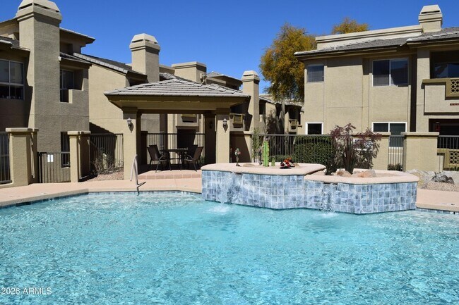 1880 E Morten Ave Phoenix, AZ 85020 photo 4