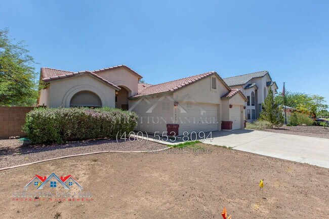11425 E Decatur St Mesa, AZ 85207 photo 4