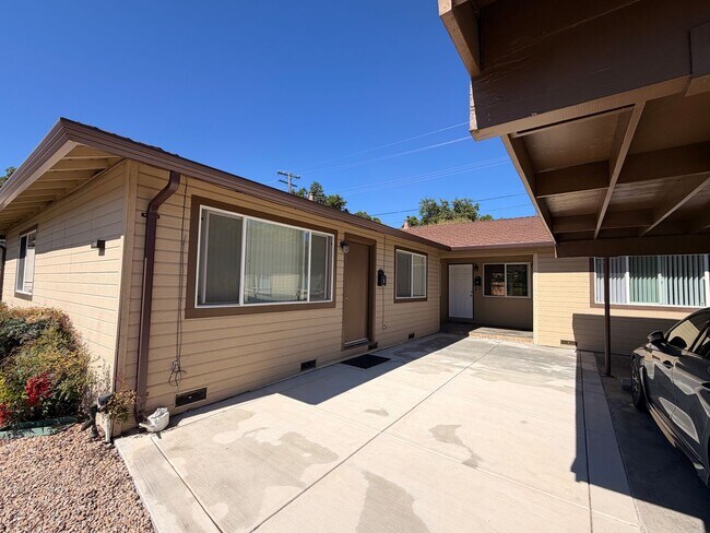 10121 Craft Dr Cupertino, CA 95014 photo 4