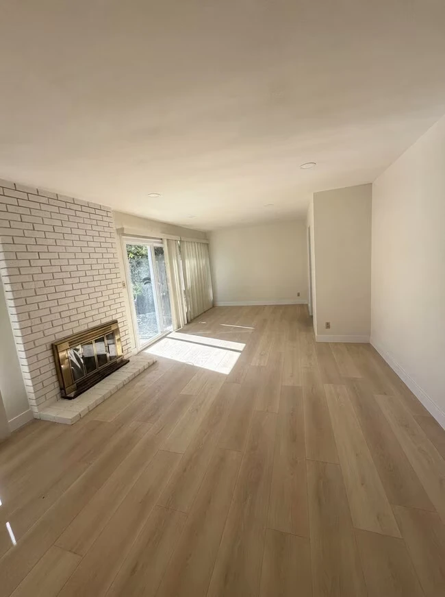 1415 Almanor Ct San Jose, CA 95132 photo 4