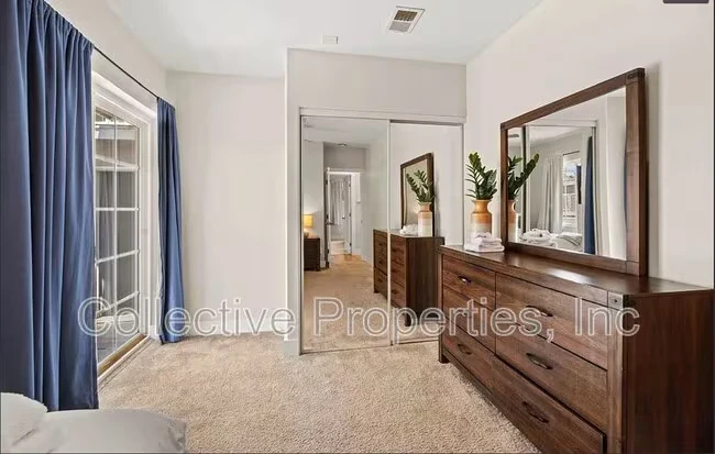 130 W Lewis St San Diego, CA 92103 photo 5