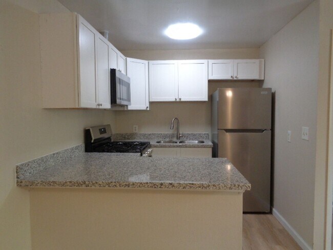 1411 N 33rd St Phoenix, AZ 85008 photo 3