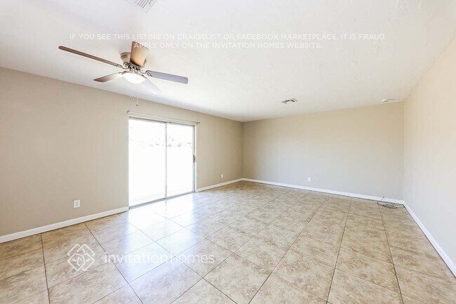 4753 N 70th Ave photo 5