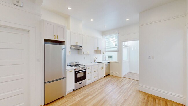 254 Central Ave San Francisco, CA 94117