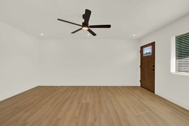 620 Military E Benicia, CA 94510 photo 2