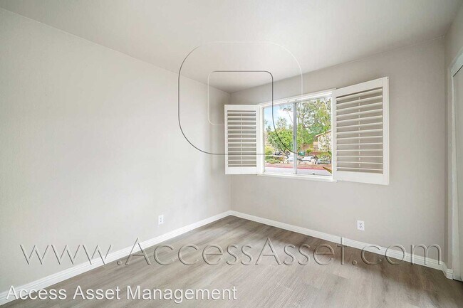28500 Via Princesa Murrieta, CA 92563 photo 2