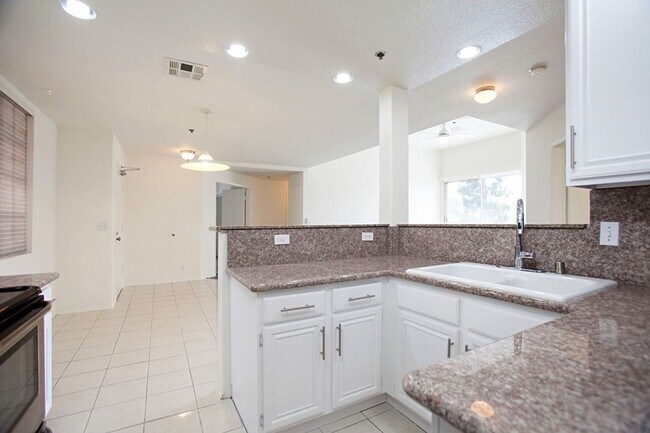 3969 Mahaila Ave San Diego, CA 92122 photo 5