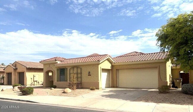 14366 W Cypress St photo 3