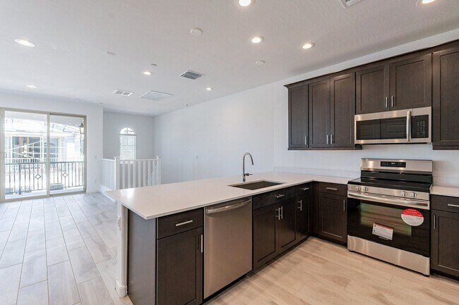 4042 E Amoroso Dr Gilbert, AZ 85296 photo 5