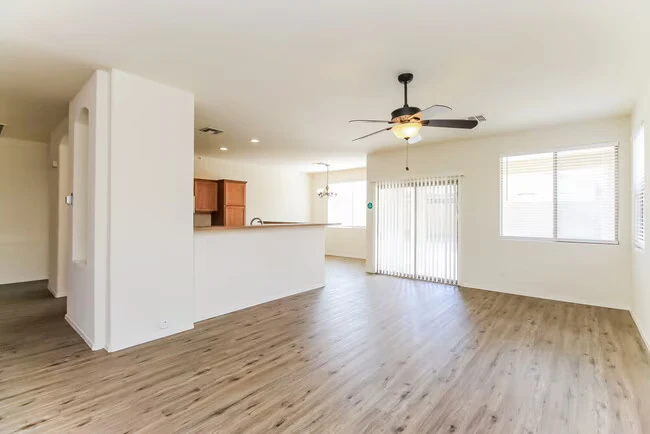 3059 E Merlot St Gilbert, AZ 85298 photo 4