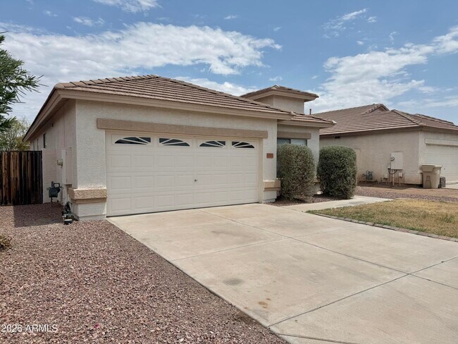 6558 W Townley Ave Glendale, AZ 85302 photo 2