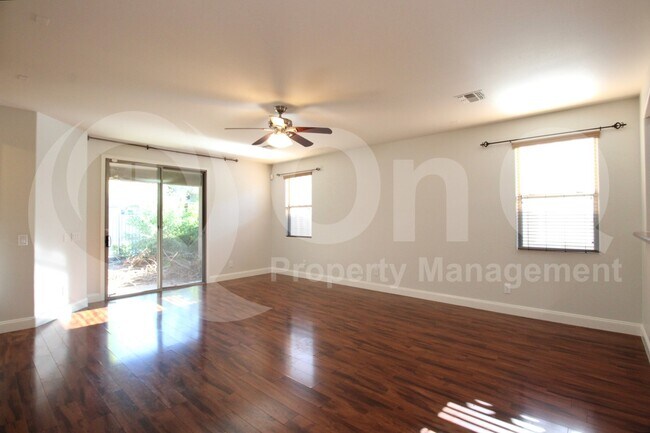 3031 S Sailors Way Gilbert, AZ 85295 photo 5