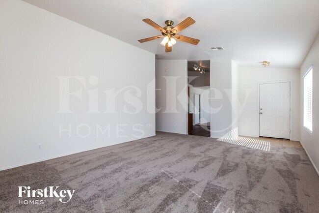 17750 N White Horse Trail Surprise, AZ 85374 photo 5