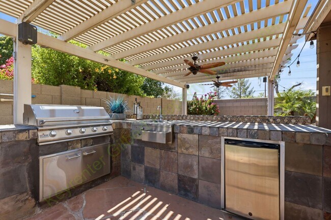 517 W Princeton Ave Gilbert, AZ 85233 photo 2