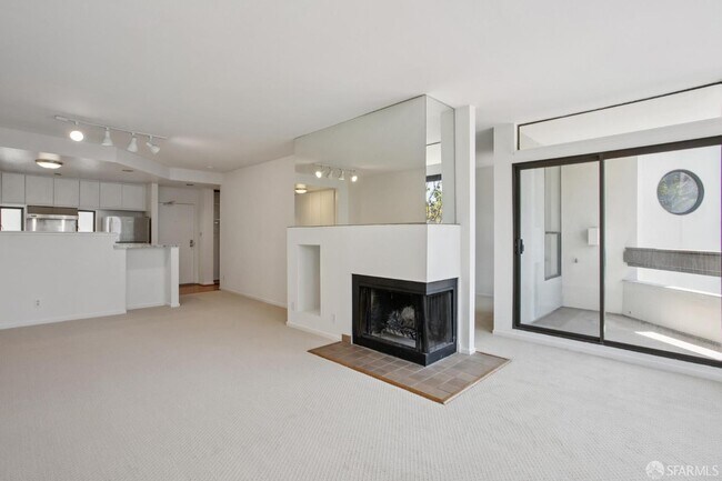 345 Church St San Francisco, CA 94114 photo 4