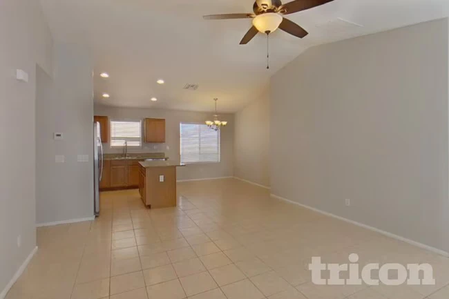 39964 W Sanders Way Maricopa, AZ 85138 photo 3