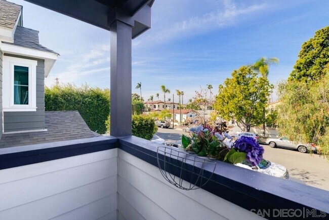 445 E Ave Coronado, CA 92118 photo 4