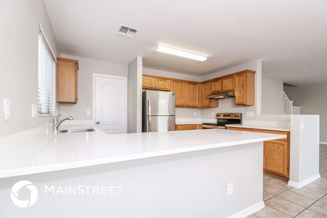 12560 W St Moritz Ln El Mirage, AZ 85335 photo 4