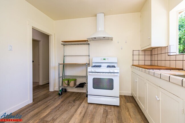 428 University Ave Los Gatos, CA 95032 photo 5