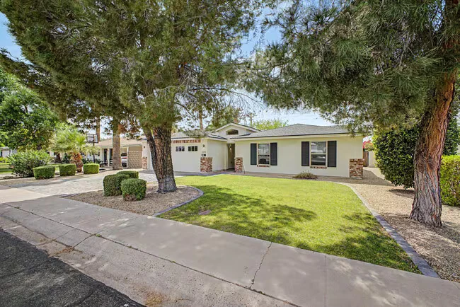 3414 N 44th Pl Phoenix, AZ 85018 photo 3