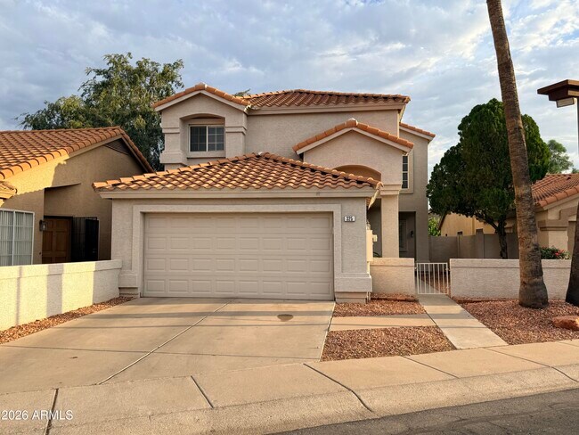 325 W Le Marche Ave photo 2