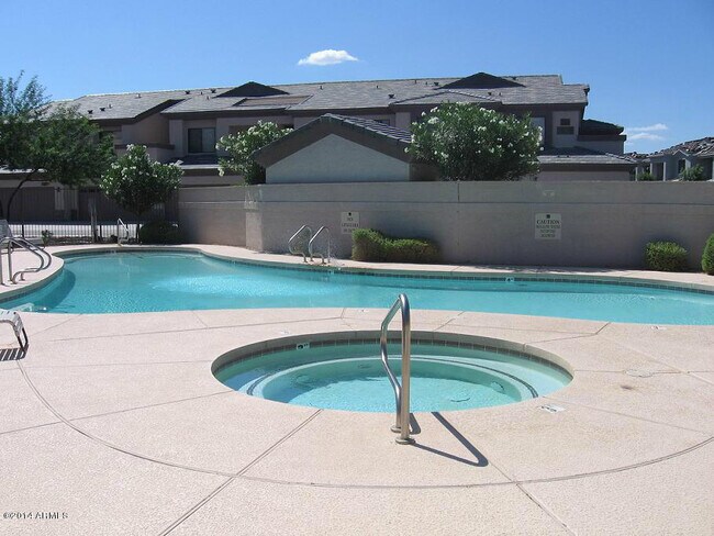 705 W Queen Creek Rd Chandler, AZ 85248 photo 5